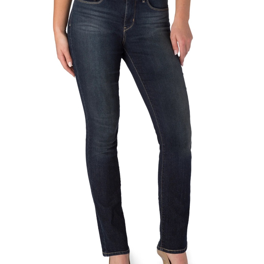 Signature by Levi Strauss Totally Shaping Skinny Slim Straight Blue Jeans